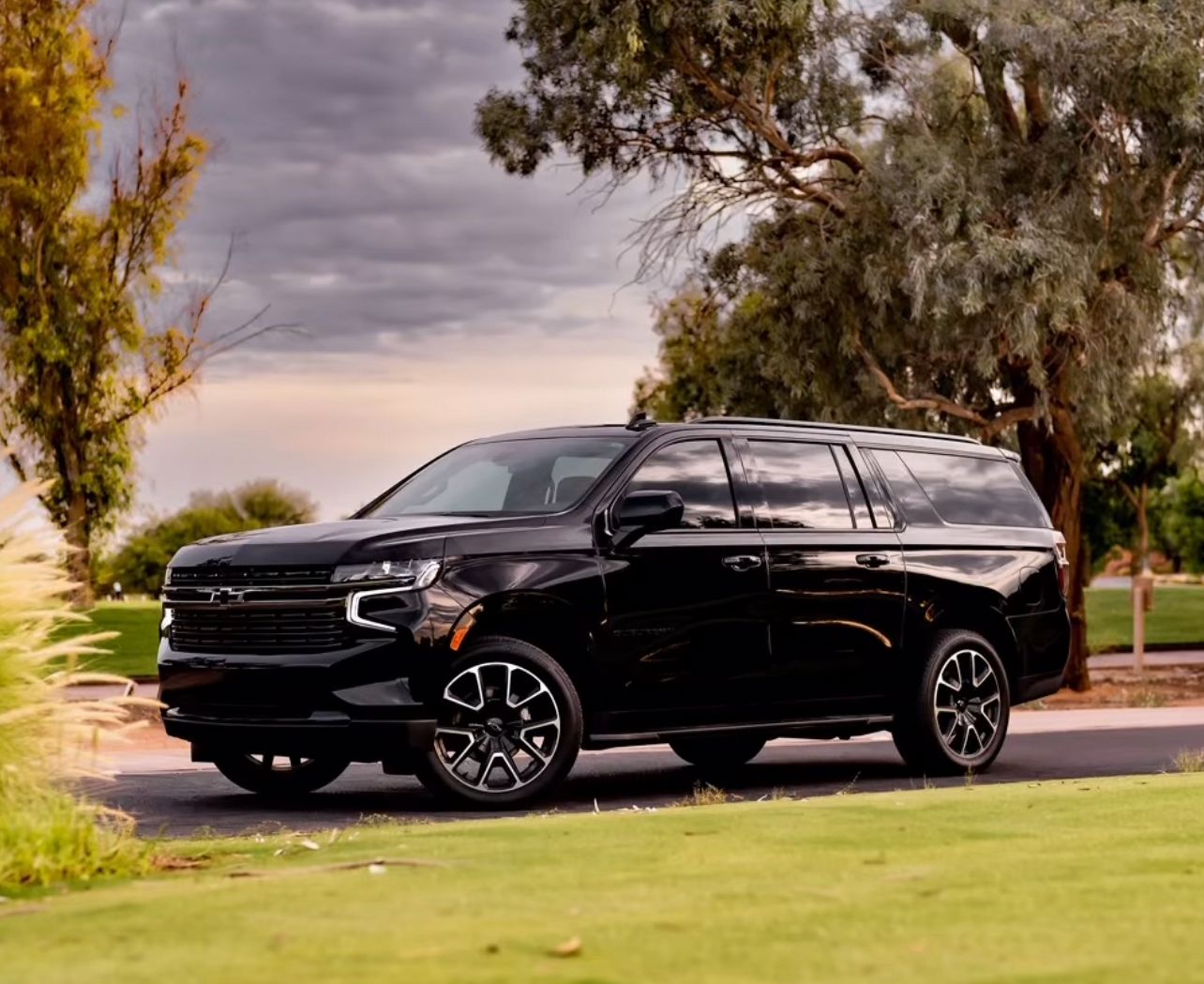 Luxury Transport Icon